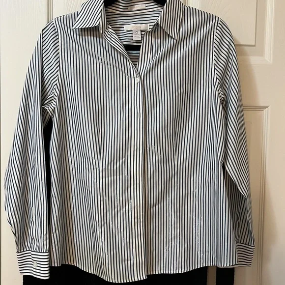 Chico’s Non-iron button blouse white with blue lurex stripes Size 0 (small) - Picture 2 of 5